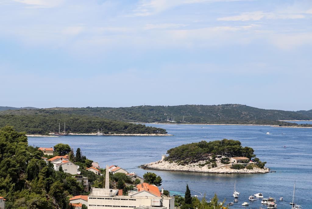 Apartments Divkovic Hvar Town Exterior foto